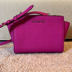 Michael Kors Selma Crossbody